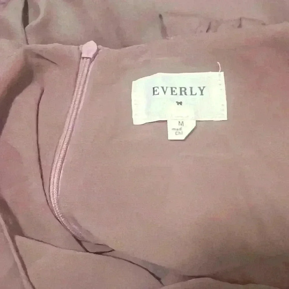 Everly High Neck Mauve Maxi Dress - Size M - Picture 5 of 7